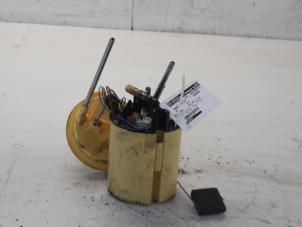 Gebruikte Tank element Pomp BMW 1 serie (E87/87N) 123d 16V Prijs € 42,00 Margeregeling aangeboden door Gebr Opdam B.V.