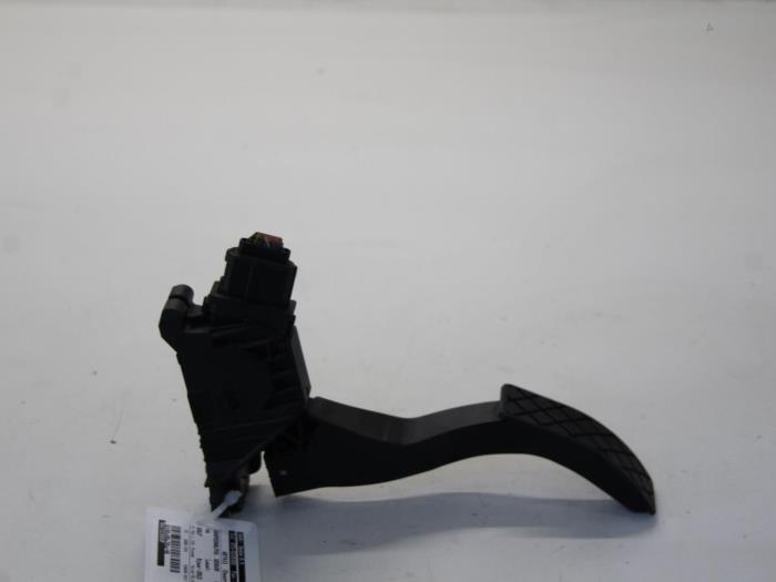 Gebruikte Sensor Gaspedaalpositie Volkswagen Golf VII (AUA) 2.0 GTD 16V Prijs op aanvraag aangeboden door Gebr Opdam B.V.