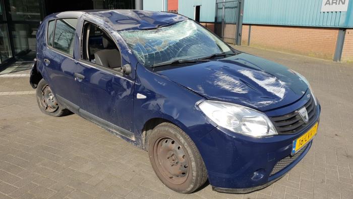 Gebruikte Subframe Dacia Sandero I (BS) 1.2 16V Prijs € 85,00 Margeregeling aangeboden door Gebr Opdam B.V.