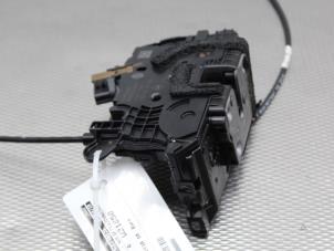 Gebruikte Deurslot Mechaniek 2Deurs rechts Opel Vivaro 1.6 CDTI BiTurbo 140 Prijs € 42,00 Margeregeling aangeboden door Gebr Opdam B.V.