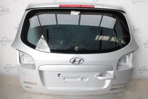 Gebruikte Achterklep Hyundai Santa Fe II (CM) 2.2 CRDi 16V 4x4 Prijs € 200,00 Margeregeling aangeboden door Gebr Opdam B.V.