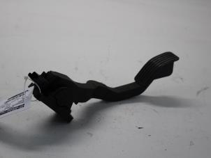 Gebruikte Gaspedaalpositie Sensor Peugeot 206 (2A/C/H/J/S) 1.4 16V Prijs € 21,00 Margeregeling aangeboden door Gebr Opdam B.V.