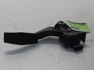 Gebruikte Gaspedaalpositie Sensor Opel Astra J Sports Tourer (PD8/PE8/PF8) 1.7 CDTi 16V Prijs € 42,00 Margeregeling aangeboden door Gebr Opdam B.V.