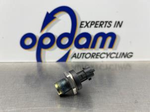 Gebruikte Brandstofdruk sensor Opel Zafira (M75) Prijs € 60,00 Margeregeling aangeboden door Gebr Opdam B.V.