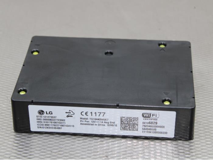 Gebruikte WiFi module Opel Astra K Sports Tourer 1.4 Turbo 16V Prijs € 34,00 Margeregeling aangeboden door Gebr Opdam B.V.