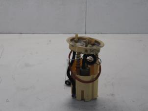 Gebruikte Brandstofpomp Elektrisch Mini Countryman (R60) 1.6 One D Prijs op aanvraag aangeboden door Gebr Opdam B.V.