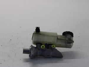 Gebruikte Hoofdremcilinder Renault Megane III Coupe (DZ) 1.4 16V TCe 130 Prijs € 20,00 Margeregeling aangeboden door Gebr Opdam B.V.