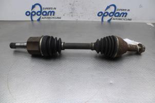 Gebruikte Aandrijfas links-voor Opel Insignia 2.0 CDTI 16V 160 Ecotec Prijs € 60,00 Margeregeling aangeboden door Gebr Opdam B.V.