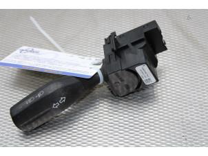 Gebruikte Knipperlicht Schakelaar Ford S-Max (GBW) 2.0 TDCi 16V 140 Prijs op aanvraag aangeboden door Gebr Opdam B.V.