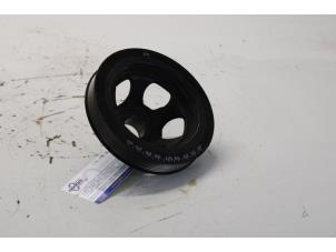 Gebruikte Krukas Poelie Mercedes C (W203) 1.8 C-200K 16V Prijs € 26,00 Margeregeling aangeboden door Gebr Opdam B.V.