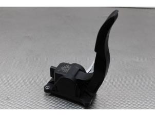 Gebruikte Gaspedaalpositie Sensor Mercedes Sprinter 3,5t (906.63) 319 CDI,BlueTEC V6 24V Prijs € 26,00 Margeregeling aangeboden door Gebr Opdam B.V.