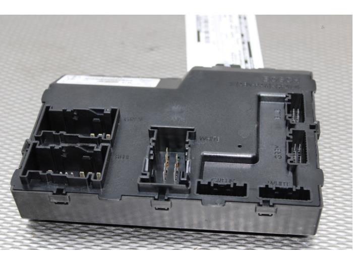 Gebruikte Bodycontrol Module Ford Fiesta 6 (JA8) 1.0 Ti-VCT 12V 65 Prijs op aanvraag aangeboden door Gebr Opdam B.V.