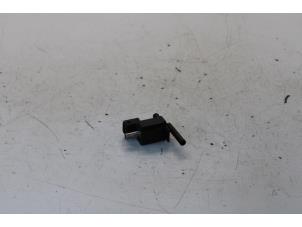 Gebruikte Vacuum Relais Renault Scenic Prijs op aanvraag aangeboden door Gebr Opdam B.V.