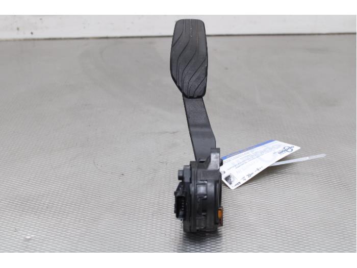Gebruikte Sensor Gaspedaalpositie Nissan Qashqai (J11) 1.2 DIG-T 16V Prijs op aanvraag aangeboden door Gebr Opdam B.V.