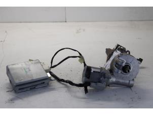 Gebruikte Servo Elektrisch Toyota Corolla (E15) 1.6 Dual VVT-i 16V Prijs op aanvraag aangeboden door Gebr Opdam B.V.