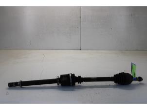 Gebruikte Homokineetas rechts-voor Renault Megane II Grandtour (KM) 1.9 dCi 120 Prijs € 30,00 Margeregeling aangeboden door Gebr Opdam B.V.