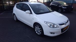 Gebruikte Homokineetas rechts-voor Hyundai i30 (FD) 1.6 CVVT 16V Prijs € 42,00 Margeregeling aangeboden door Gebr Opdam B.V.