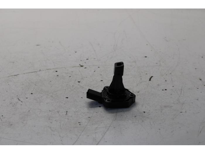 Gebruikte Oliepeil sensor Volkswagen Golf Prijs € 15,00 Margeregeling aangeboden door Gebr Opdam B.V.