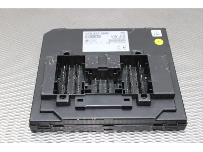 Gebruikte Module Bodycontrol Volkswagen Polo V (6R) 1.2 TSI 16V BlueMotion Technology Prijs € 85,00 Margeregeling aangeboden door Gebr Opdam B.V.