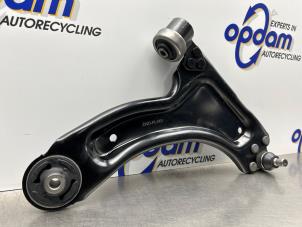 Nieuwe Draagarm onder rechts-voor Opel Corsa C (F08/68) 1.2 16V Prijs € 42,35 Inclusief btw aangeboden door Gebr Opdam B.V.