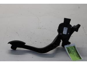 Gebruikte Sensor Gaspedaalpositie Alfa Romeo Giulietta (940) 1.4 TB 16V Prijs € 51,00 Margeregeling aangeboden door Gebr Opdam B.V.