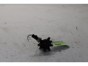 Gebruikte Brandstofdruk sensor Renault Scénic II (JM) 1.5 dCi 100 Prijs op aanvraag aangeboden door Gebr Opdam B.V.