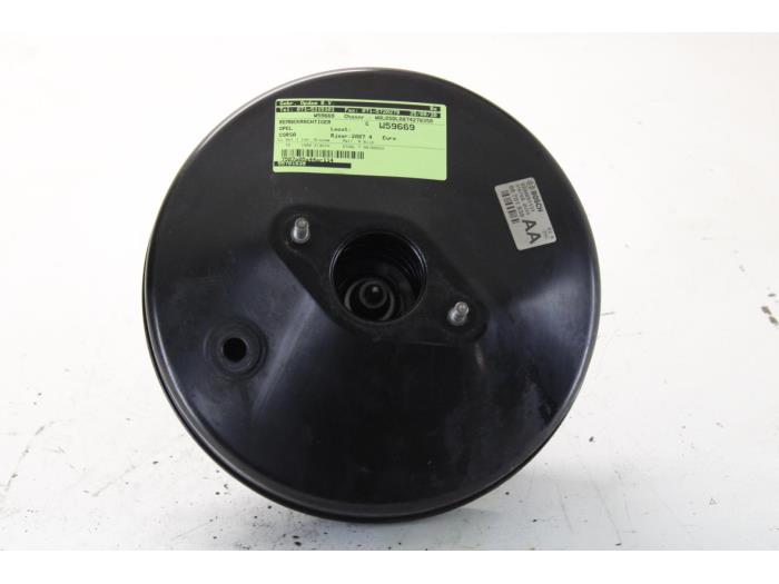 Gebruikte Rembekrachtiger Opel Corsa D 1.3 CDTi 16V Ecotec Prijs € 42,00 Margeregeling aangeboden door Gebr Opdam B.V.