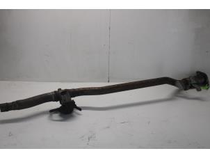 Gebruikte Uitlaat Middendemper Renault Clio IV (5R) 1.5 Energy dCi 90 FAP Prijs € 64,00 Margeregeling aangeboden door Gebr Opdam B.V.