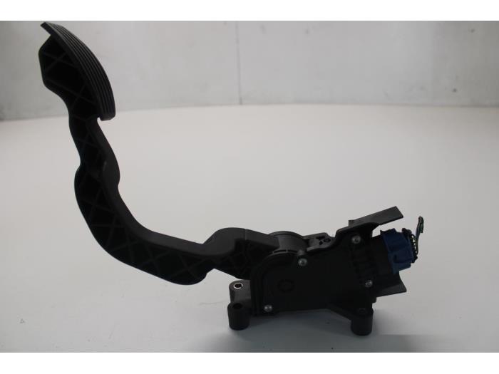 Gebruikte Sensor Gaspedaalpositie Fiat Bravo (198A) 1.4 16V Prijs op aanvraag aangeboden door Gebr Opdam B.V.