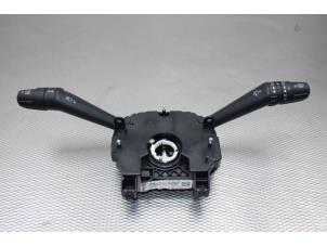 Gebruikte Licht + Raw Schakelaar Fiat 500X (334) 1.0 FireFly Turbo 120 12V Prijs op aanvraag aangeboden door Gebr Opdam B.V.