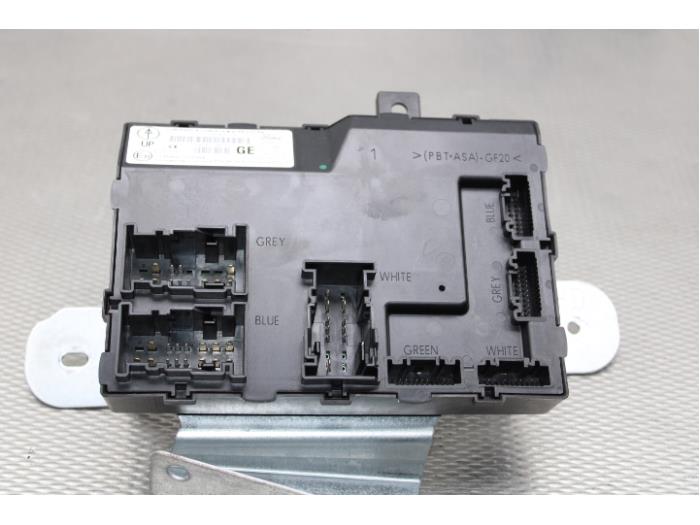 Gebruikte Deur module Ford B-Max (JK8) 1.0 EcoBoost 12V 100 Prijs € 64,00 Margeregeling aangeboden door Gebr Opdam B.V.