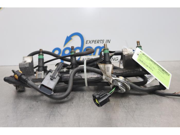 Gebruikte Injector brug Ford Focus 1 1.6 16V Prijs op aanvraag aangeboden door Gebr Opdam B.V.