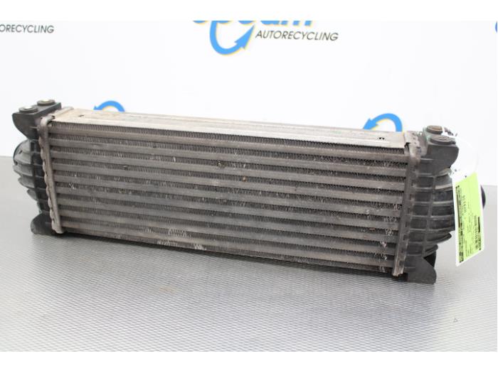 Gebruikte Intercooler Ford Transit 2.2 TDCi 16V RWD Prijs € 75,00 Margeregeling aangeboden door Gebr Opdam B.V.