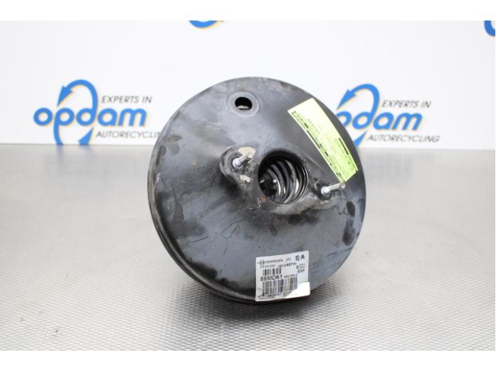 Gebruikte Rembekrachtiger Peugeot 208 I (CA/CC/CK/CL) 1.2 Vti 12V PureTech 82 Prijs € 60,00 Margeregeling aangeboden door Gebr Opdam B.V.