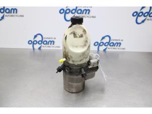 Gebruikte Servopomp Saab 9-3 Sport Estate (YS3F) 1.9 TiD Prijs € 128,00 Margeregeling aangeboden door Gebr Opdam B.V.