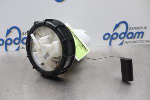 Gebruikte Benzinepomp Ford Fiesta 7 1.0 EcoBoost 12V Prijs € 51,00 Margeregeling aangeboden door Gebr Opdam B.V.