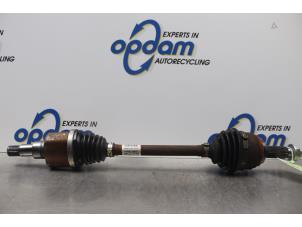 Gebruikte Homokineetas links-voor Ford Fiesta 7 1.0 EcoBoost 12V Prijs € 128,00 Margeregeling aangeboden door Gebr Opdam B.V.