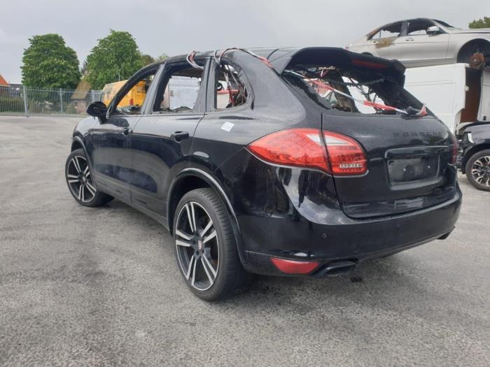 Gebruikte Subframe Porsche Cayenne II (92A) 3.0 D V6 24V Prijs € 255,00 Margeregeling aangeboden door Gebr Opdam B.V.