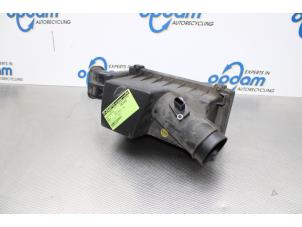 Gebruikte Luchtfilterhuis Ford Transit Connect 1.8 TDdi LWB Euro 4 Prijs op aanvraag aangeboden door Gebr Opdam B.V.