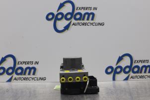 Gebruikte ABS Pomp Opel Corsa E 1.0 SIDI Turbo 12V Prijs € 149,00 Margeregeling aangeboden door Gebr Opdam B.V.