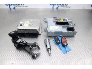 Gebruikte Slotenset Cilinder (compleet) Alfa Romeo MiTo (955) 1.3 JTDm 16V Eco Prijs op aanvraag aangeboden door Gebr Opdam B.V.