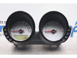 Gebruikte Kilometerteller KM Smart Forfour (454) 1.3 16V Prijs € 51,00 Margeregeling aangeboden door Gebr Opdam B.V.