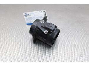 Gebruikte Luchthoeveelheidsmeter Citroen DS5 (KD/KF) 2.0 165 HYbrid4 16V Prijs op aanvraag aangeboden door Gebr Opdam B.V.