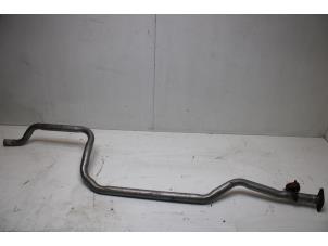 Gebruikte Uitlaat Middendemper Ford Fiesta 4 1.3i Prijs € 17,00 Margeregeling aangeboden door Gebr Opdam B.V.