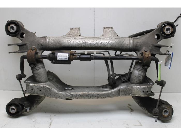 Gebruikte Subframe BMW 7 serie (E65/E66/E67) Prijs € 128,00 Margeregeling aangeboden door Gebr Opdam B.V.