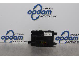 Gebruikte Zekeringkast Opel Corsa D 1.2 16V Prijs € 64,00 Margeregeling aangeboden door Gebr Opdam B.V.