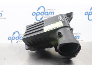 Gebruikte Luchtfilterhuis Seat Leon (5FB) 2.0 TDI Ecomotive 16V Prijs op aanvraag aangeboden door Gebr Opdam B.V.