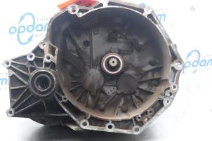 Gebruikte Versnellingsbak Opel Astra G (F08/48) 2.0 16V OPC Prijs € 425,00 Margeregeling aangeboden door Gebr Opdam B.V.