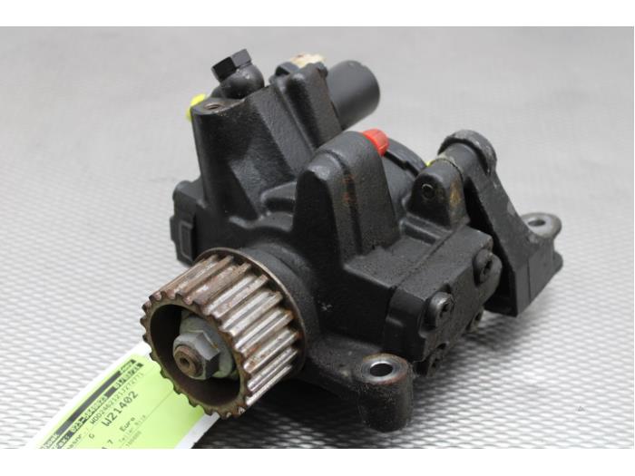 Gebruikte Dieselpomp Mercedes B (W246/W242) 1.5 B-180 CDI,d 16V Prijs € 149,00 Margeregeling aangeboden door Gebr Opdam B.V.
