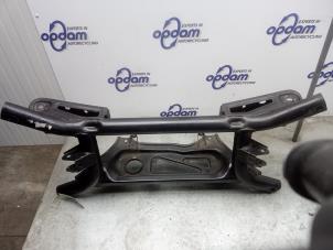 Gebruikte Subframe Jeep Compass (PK) 2.0 16V 4x2 Prijs € 128,00 Margeregeling aangeboden door Gebr Opdam B.V.